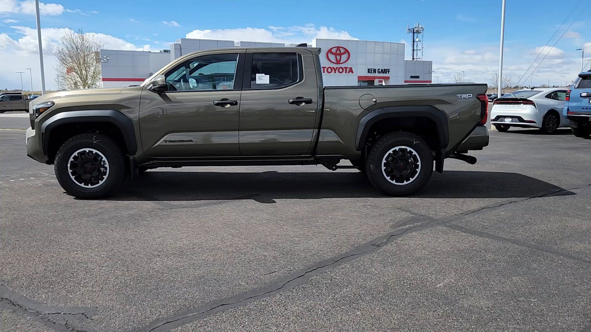 New 2026 Toyota Tacoma TRD Off-Road AWD/4WD image 2