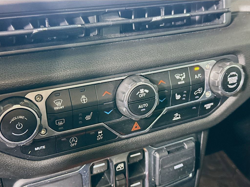 Used 2024 Jeep Wrangler Willys image 26