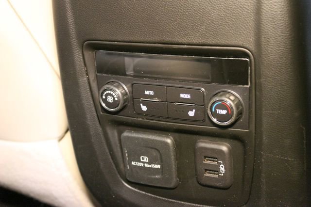 Used 2023 Buick Enclave Avenir w/ Avenir Technology Package AWD/4WD image 15