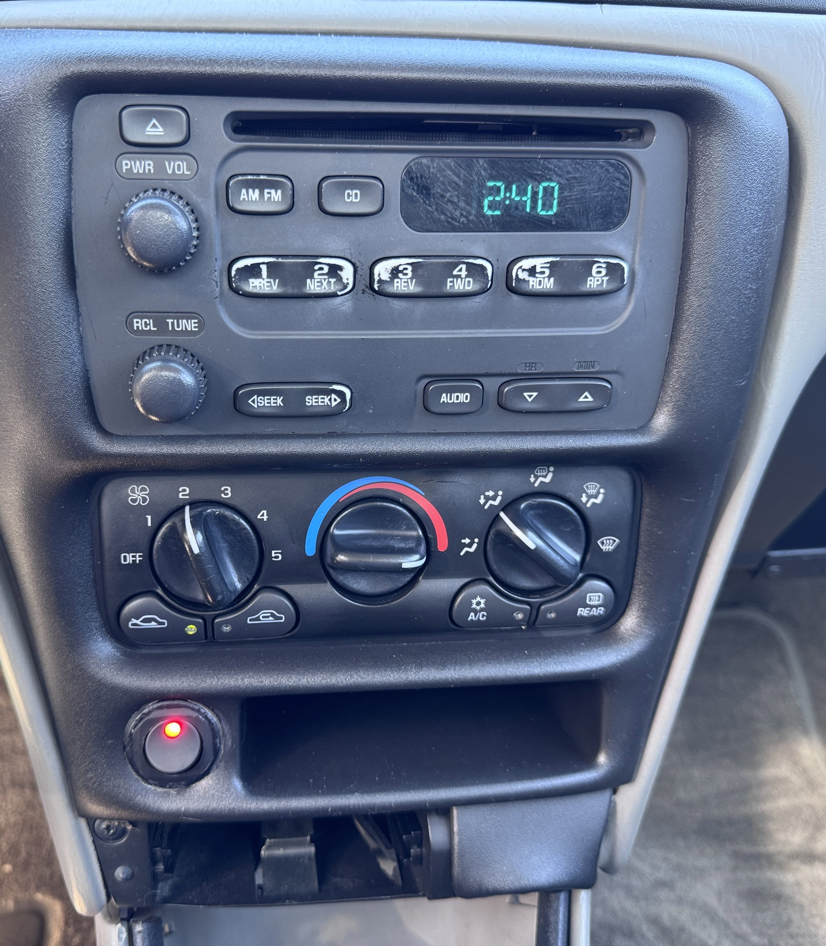 Used 2005 Chevrolet Malibu Classic FWD image 18