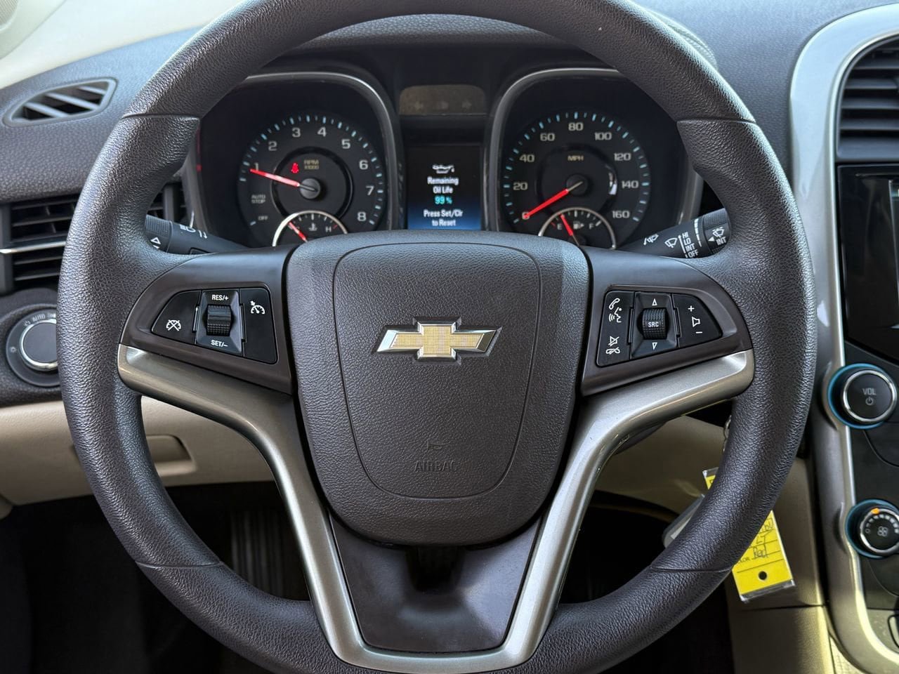 Used 2016 Chevrolet Malibu LT w/ Power Convenience Package image 5