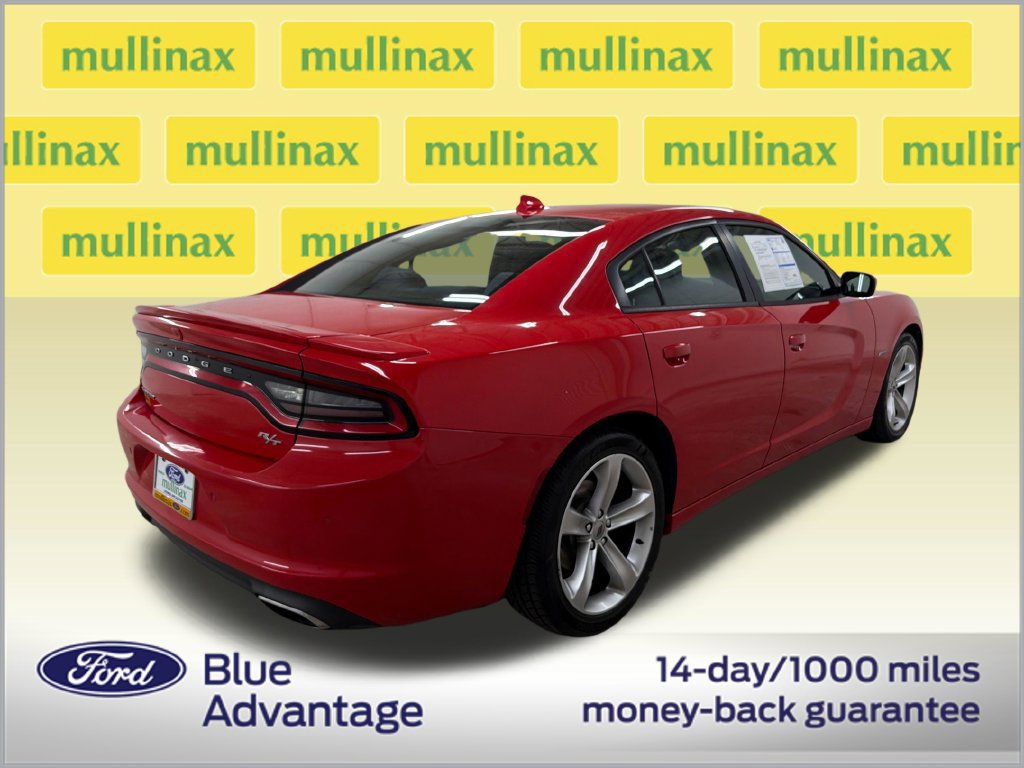 Used 2018 Dodge Charger R/T RWD image 3