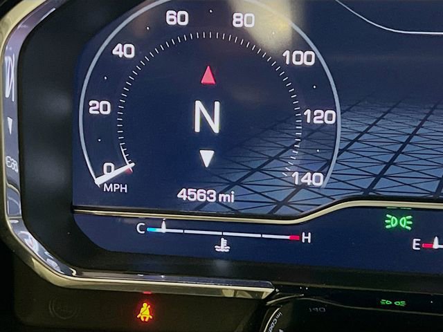 Used 2025 GMC Sierra 1500 Elevation image 14