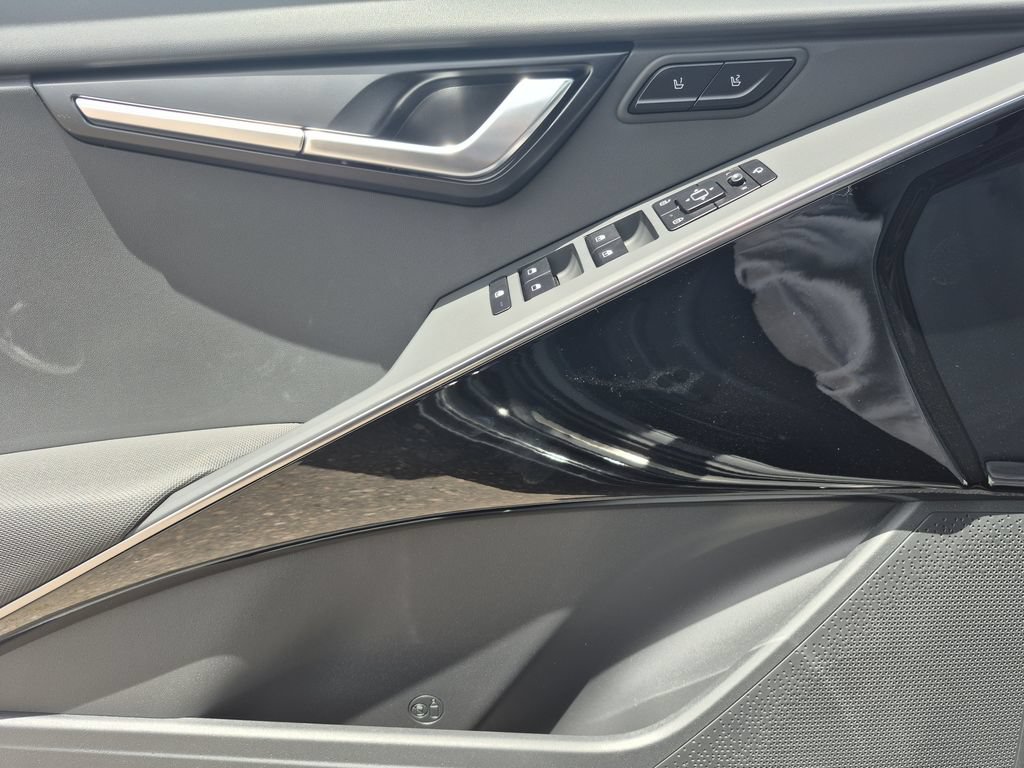 New 2026 Kia Niro Wave w/ Wave Preserve Package FWD image 6