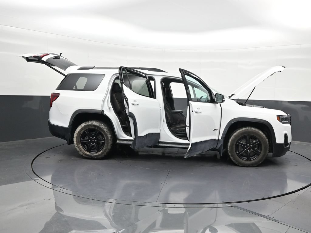 Used 2023 GMC Acadia AT4 w/ Technology Package AWD/4WD image 32