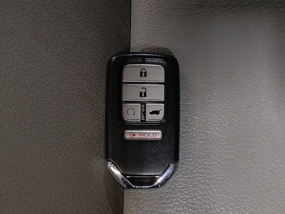 Used 2019 Honda Pilot Touring image 32