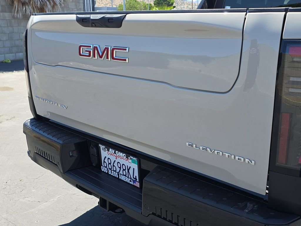 Used 2026 GMC Sierra EV Elevation AWD/4WD image 30