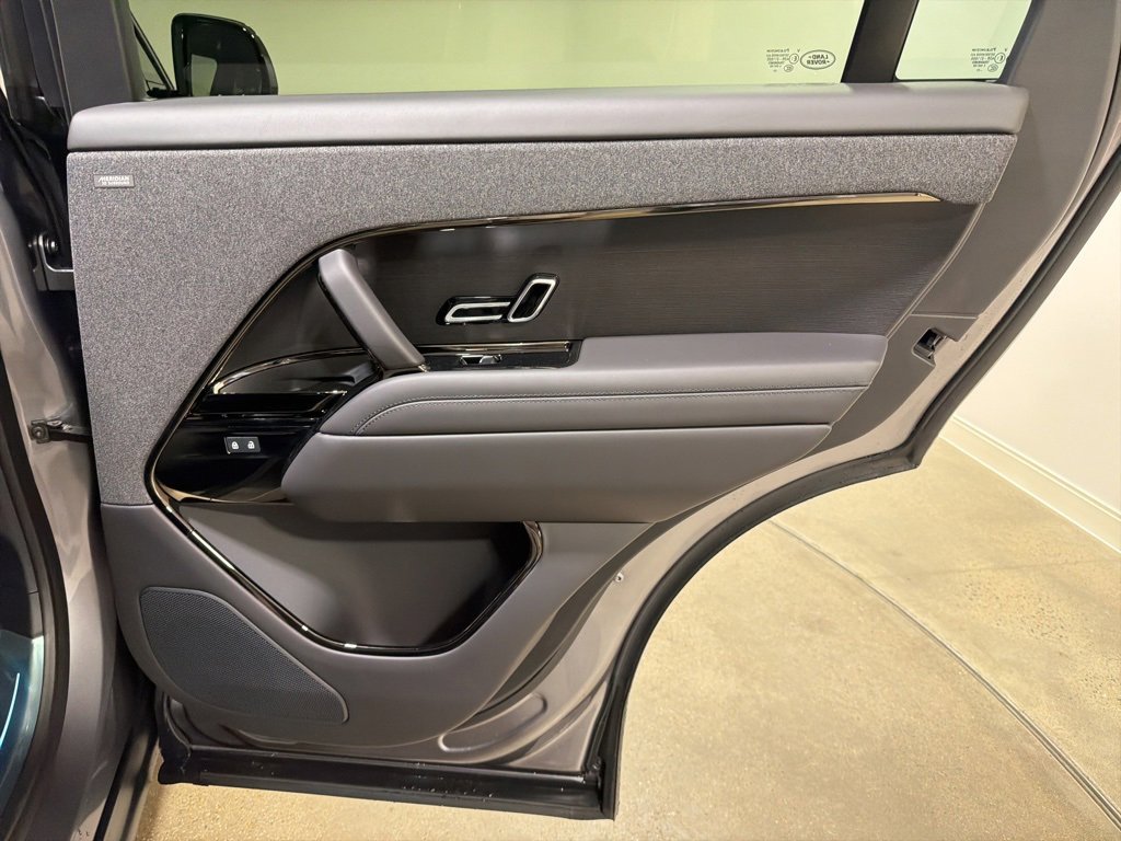 New 2025 Land Rover Range Rover Sport Dynamic SE image 26