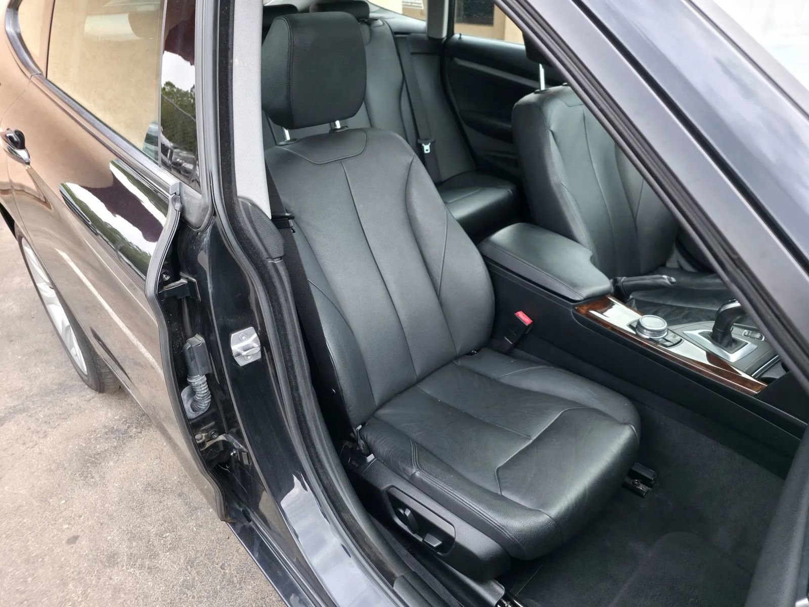 Used 2014 BMW 335i Gran Turismo xDrive image 26