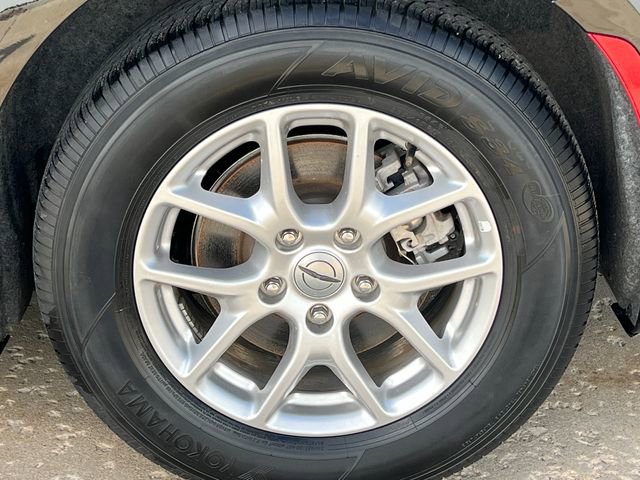 Used 2024 Chrysler Pacifica Touring-L image 8