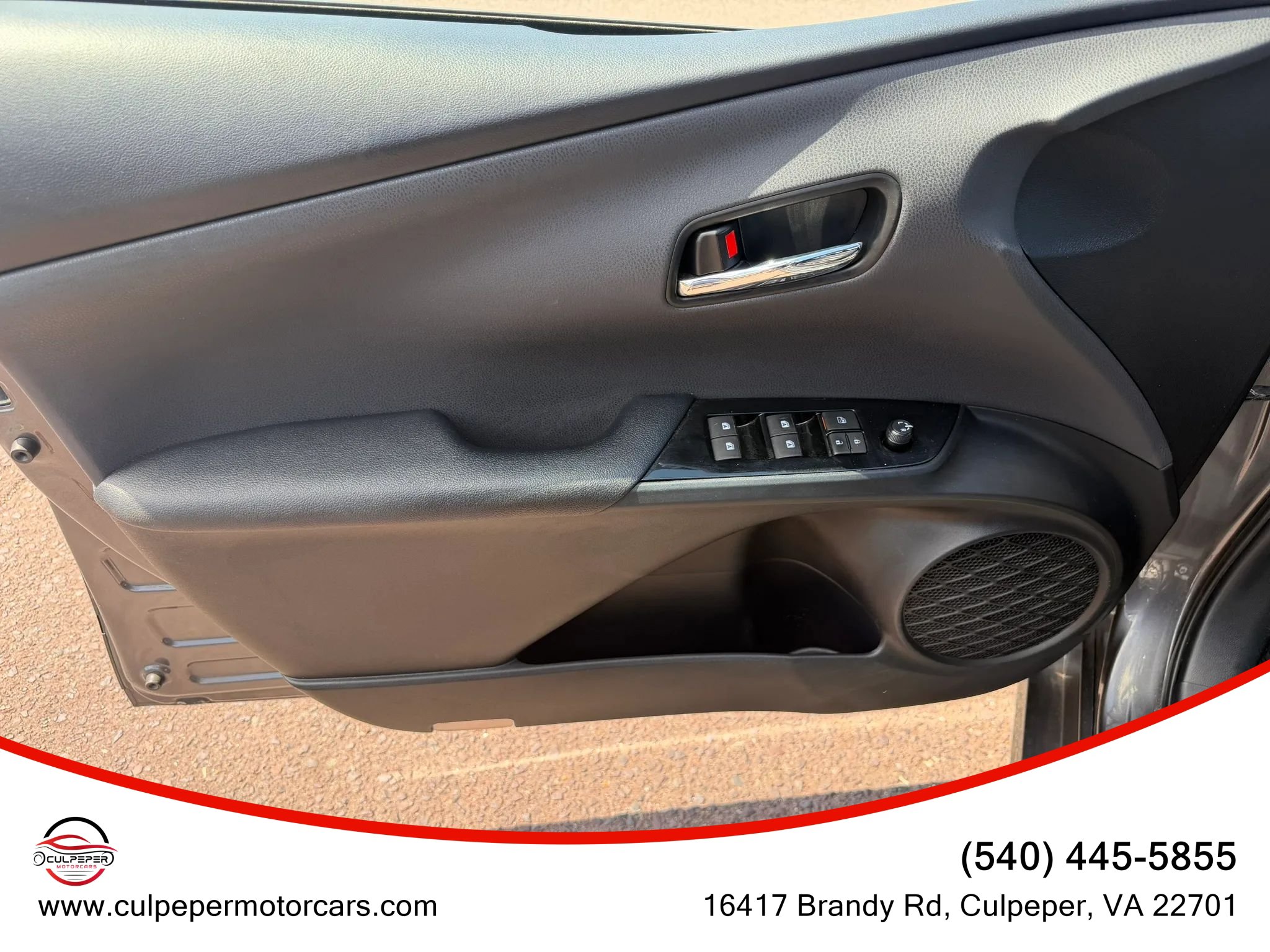 Used 2016 Toyota Prius Four w/ Advanced Technology Package FWD image 9