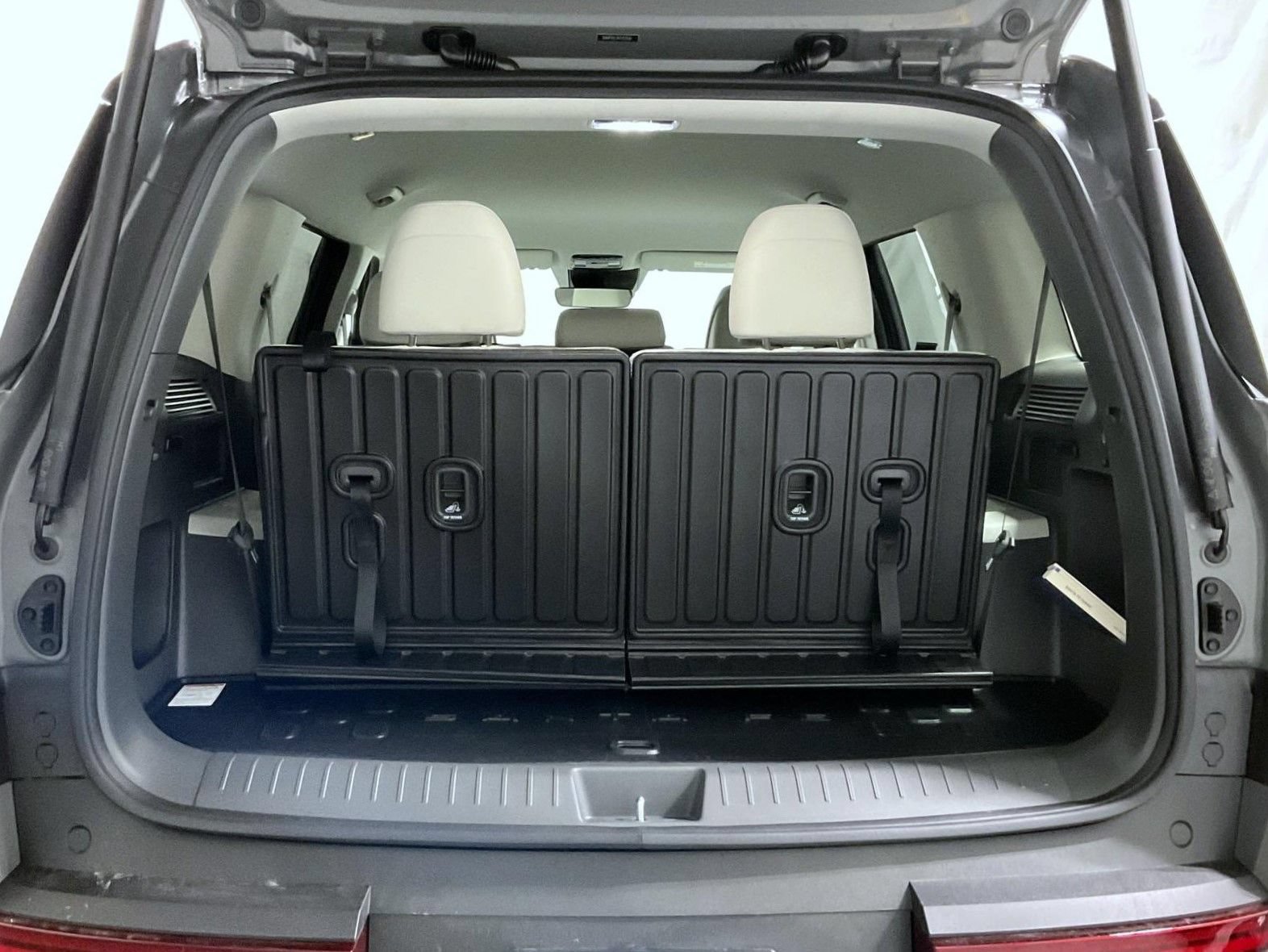 New 2026 Hyundai Santa Fe SE AWD/4WD image 24