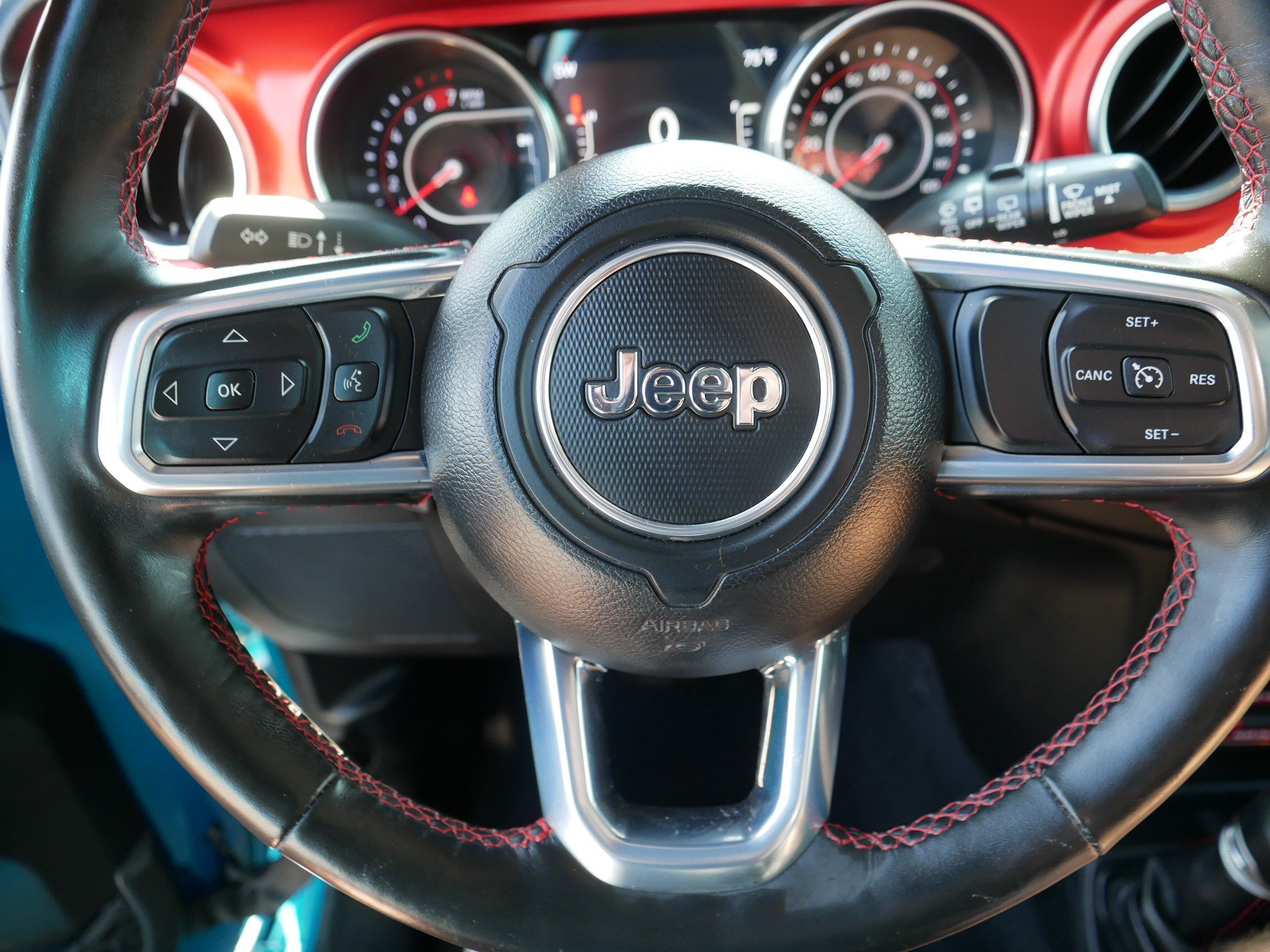 Used 2020 Jeep Wrangler Unlimited Rubicon AWD/4WD image 25