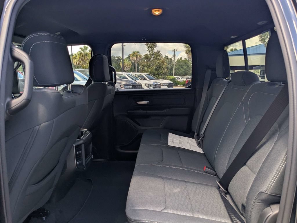 New 2026 RAM 1500 Express AWD/4WD image 13