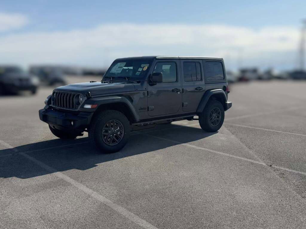 New 2026 Jeep Wrangler Sport S image 4