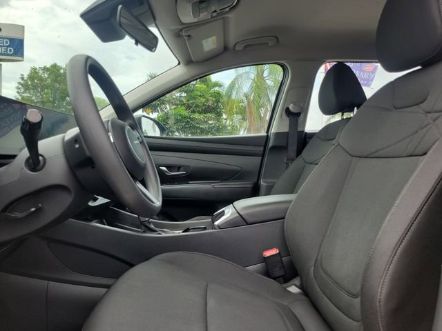 Used 2025 Hyundai Tucson SE FWD image 18