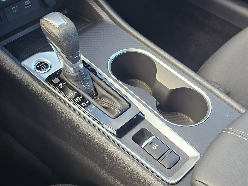 New 2025 Nissan Altima 2.5 SV w/ SV Special Edition Package image 18