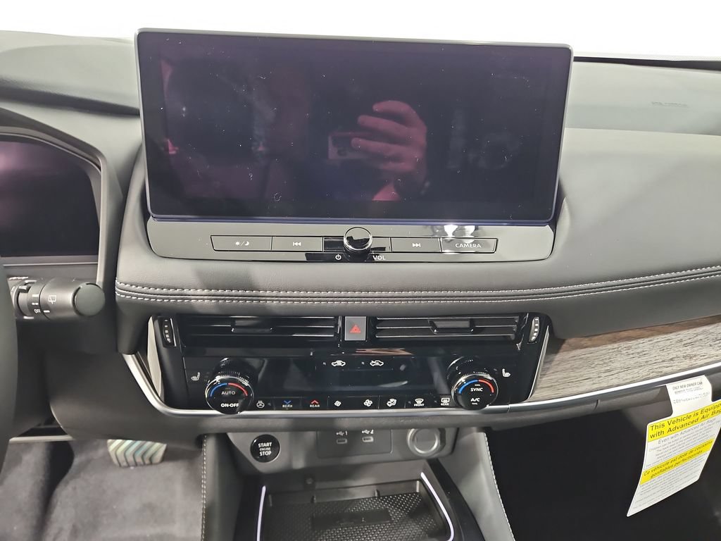 New 2026 Nissan Rogue Platinum AWD/4WD image 19