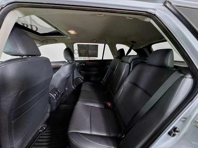 Used 2015 Subaru Outback 3.6R Limited image 30