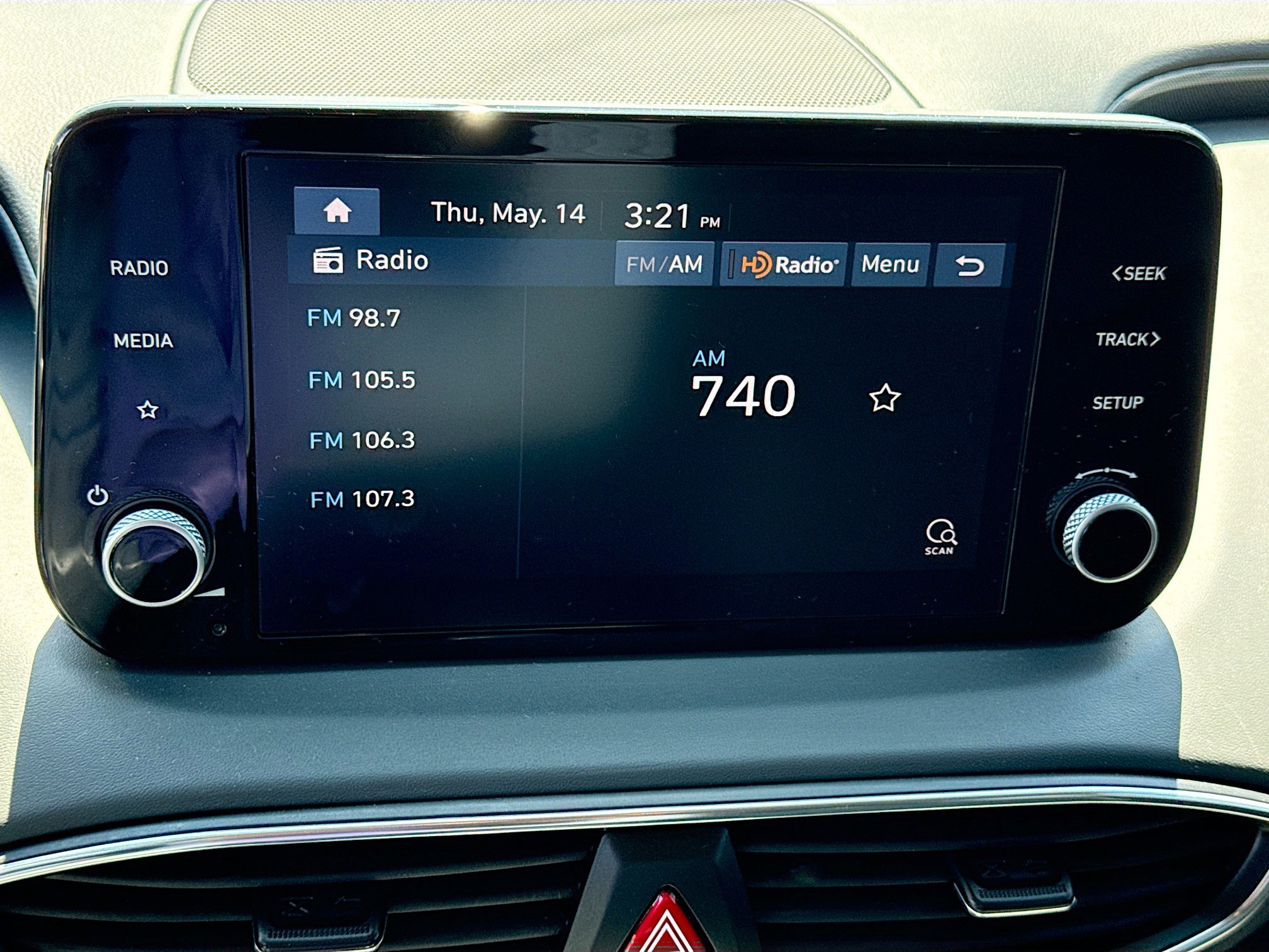 Used 2023 Hyundai Santa Fe SE FWD image 29