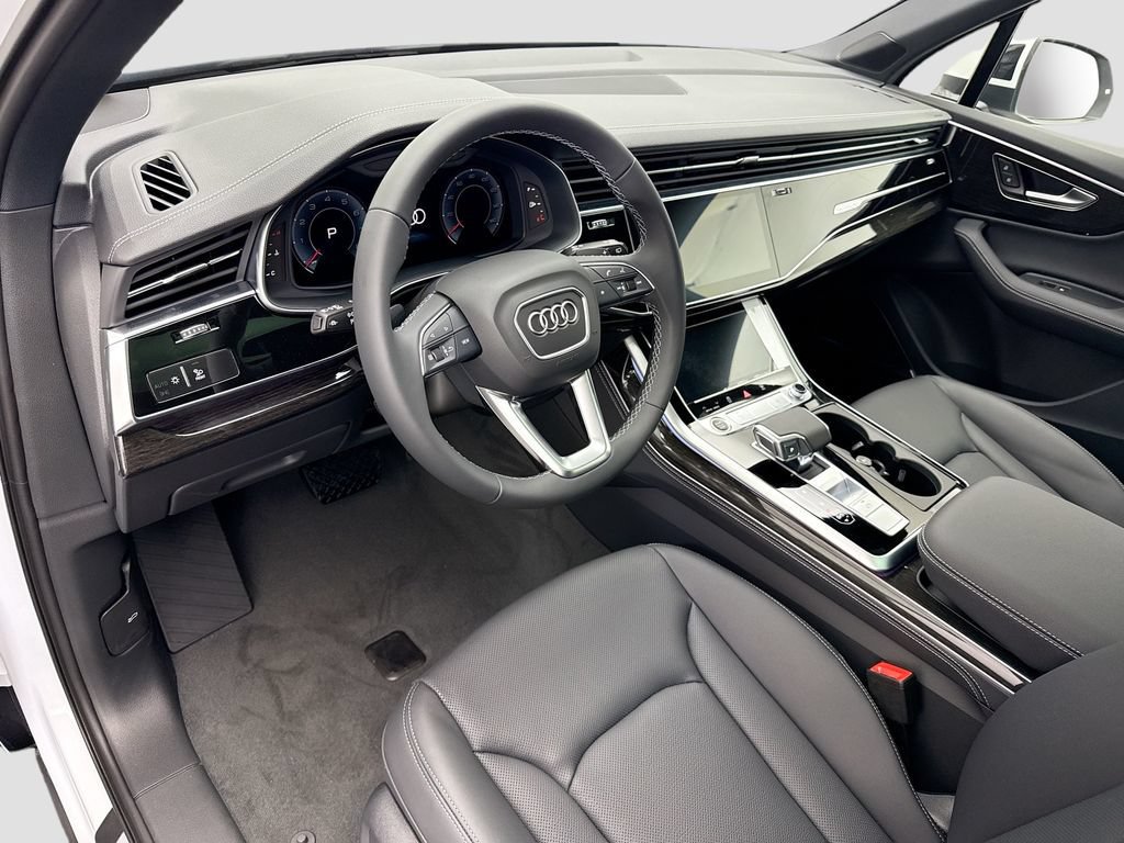 Used 2026 Audi Q7 3.0T Premium Plus w/ Premium Plus Package AWD/4WD image 10