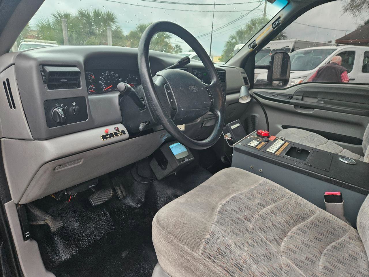 Used 2000 Ford F350 12 ft. E-One Utility Body image 11