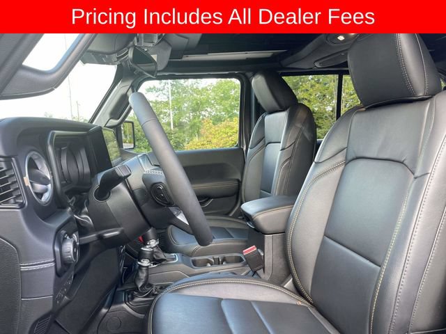 Used 2025 Jeep Wrangler Unlimited Sahara w/ Safety Group AWD/4WD image 22