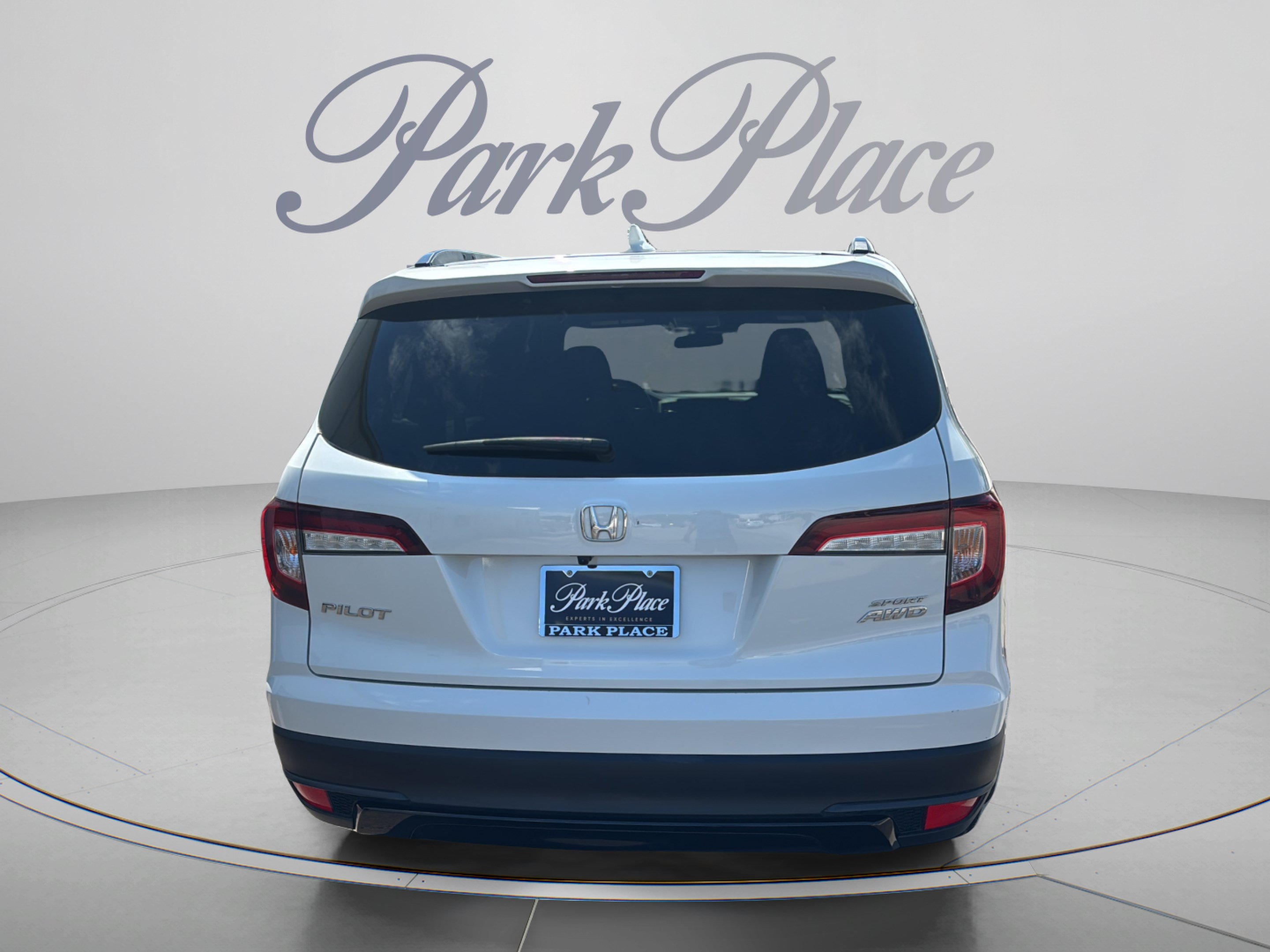 Used 2022 Honda Pilot Sport image 4