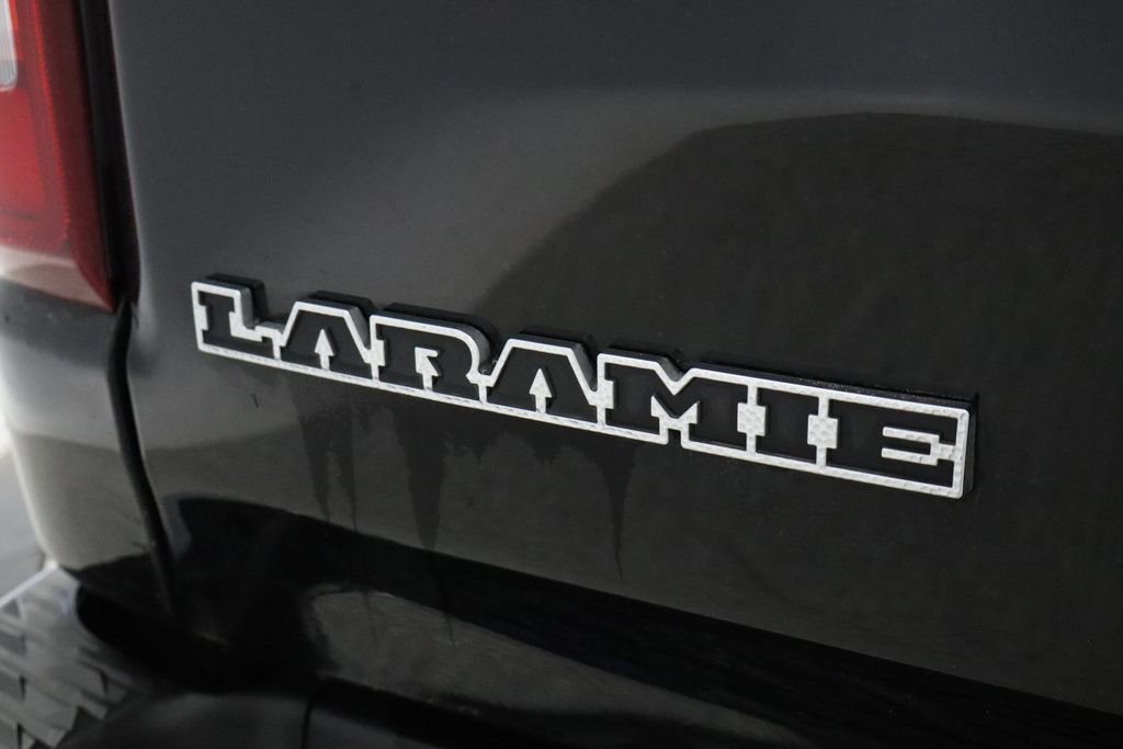 Used 2022 RAM 1500 Laramie AWD/4WD image 18