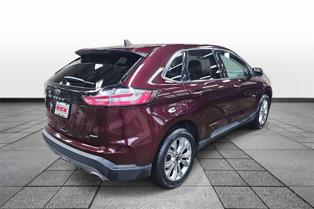 Used 2024 Ford Edge Titanium image 5