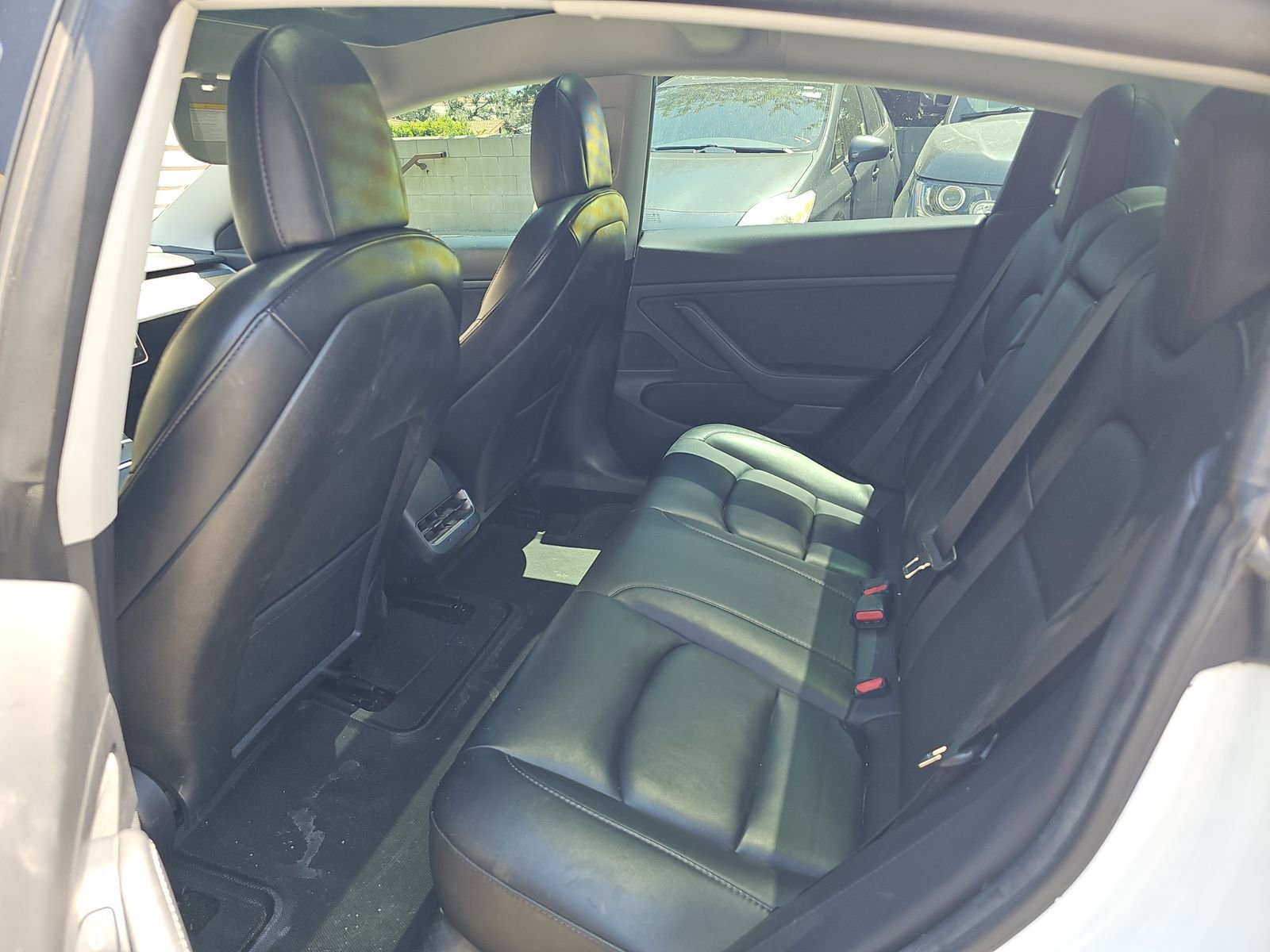 Used 2021 Tesla Model 3 Standard Range Plus RWD image 4