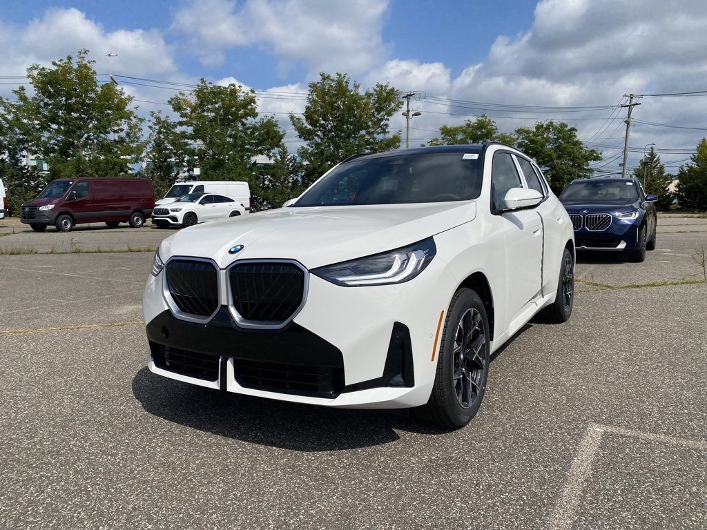 New 2026 BMW X3 xDrive30 w/ M Sport Package