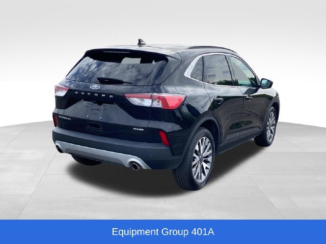 Used 2022 Ford Escape Titanium AWD/4WD image 4