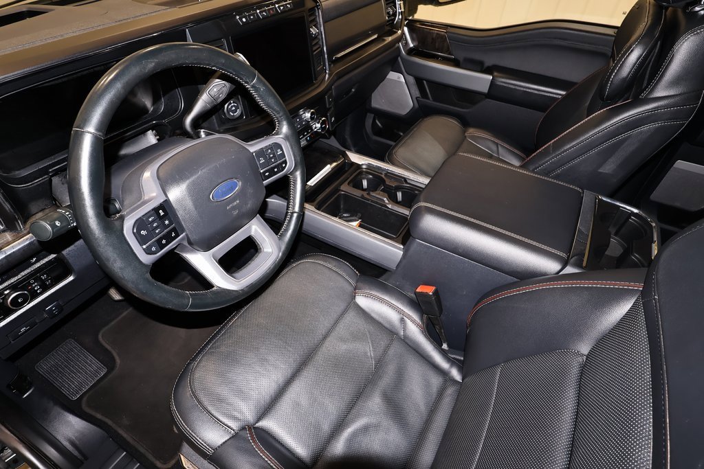 Used 2024 Ford F350 Lariat w/ Lariat Ultimate Package image 32