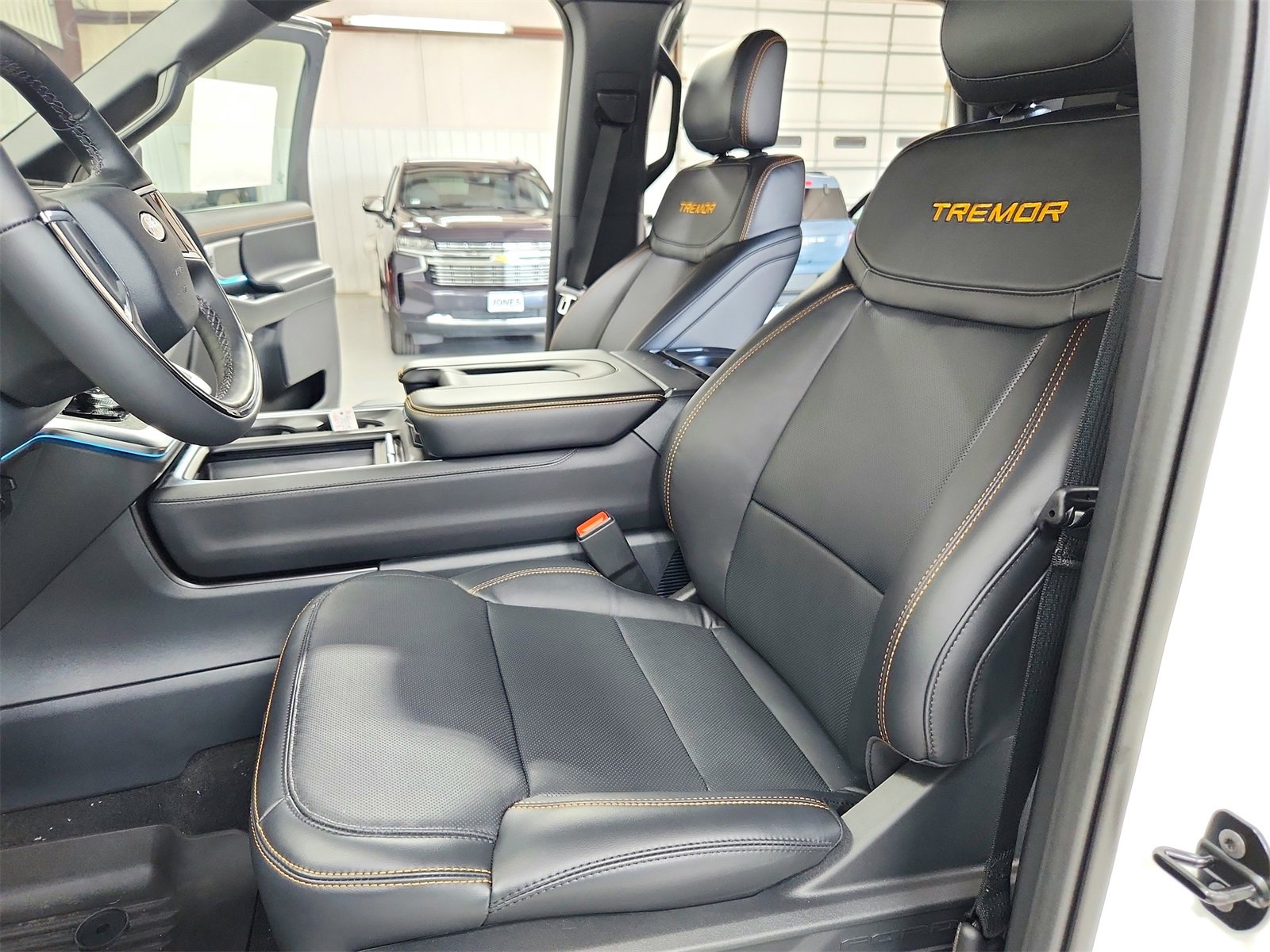 New 2025 Ford Expedition Tremor image 19