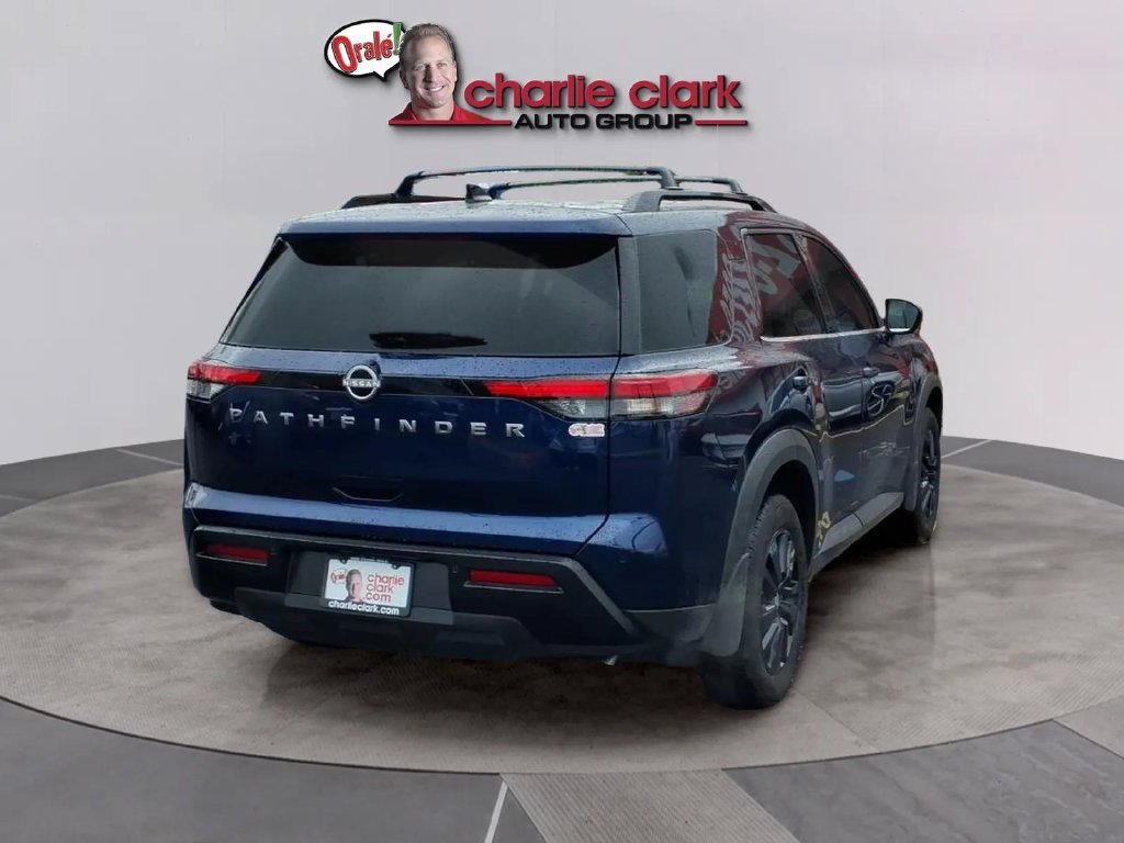 Certified 2026 Nissan Pathfinder SV FWD image 5