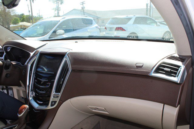 Used 2015 Cadillac SRX Premium w/ Driver Assist Package image 19