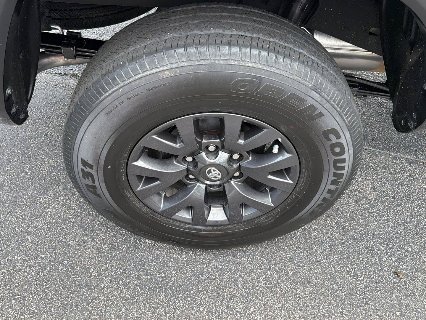 Used 2022 Toyota Tacoma SR5 RWD image 36