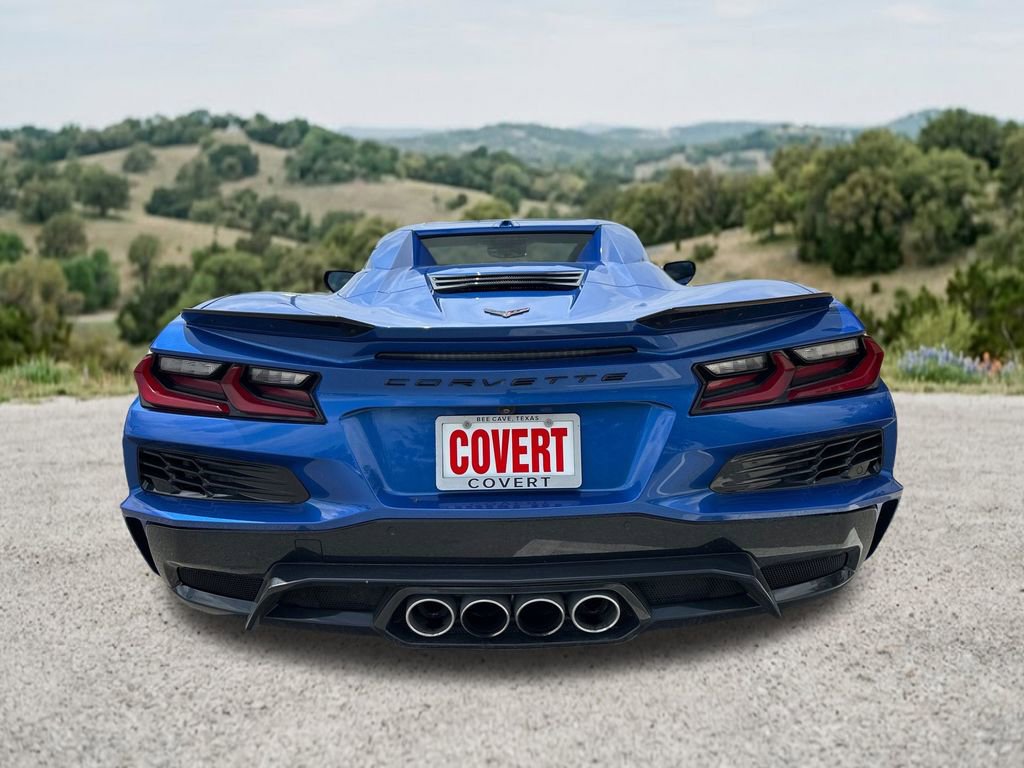 Used 2023 Chevrolet Corvette Z06 RWD image 9