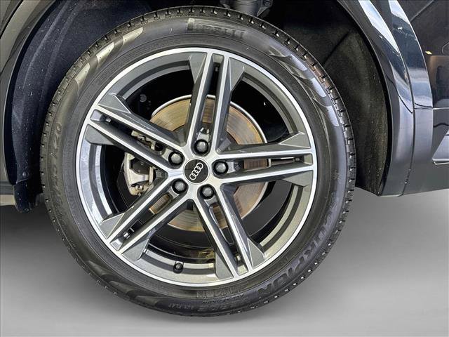 Used 2023 Audi Q5 e Premium w/ Convenience Package AWD/4WD image 30