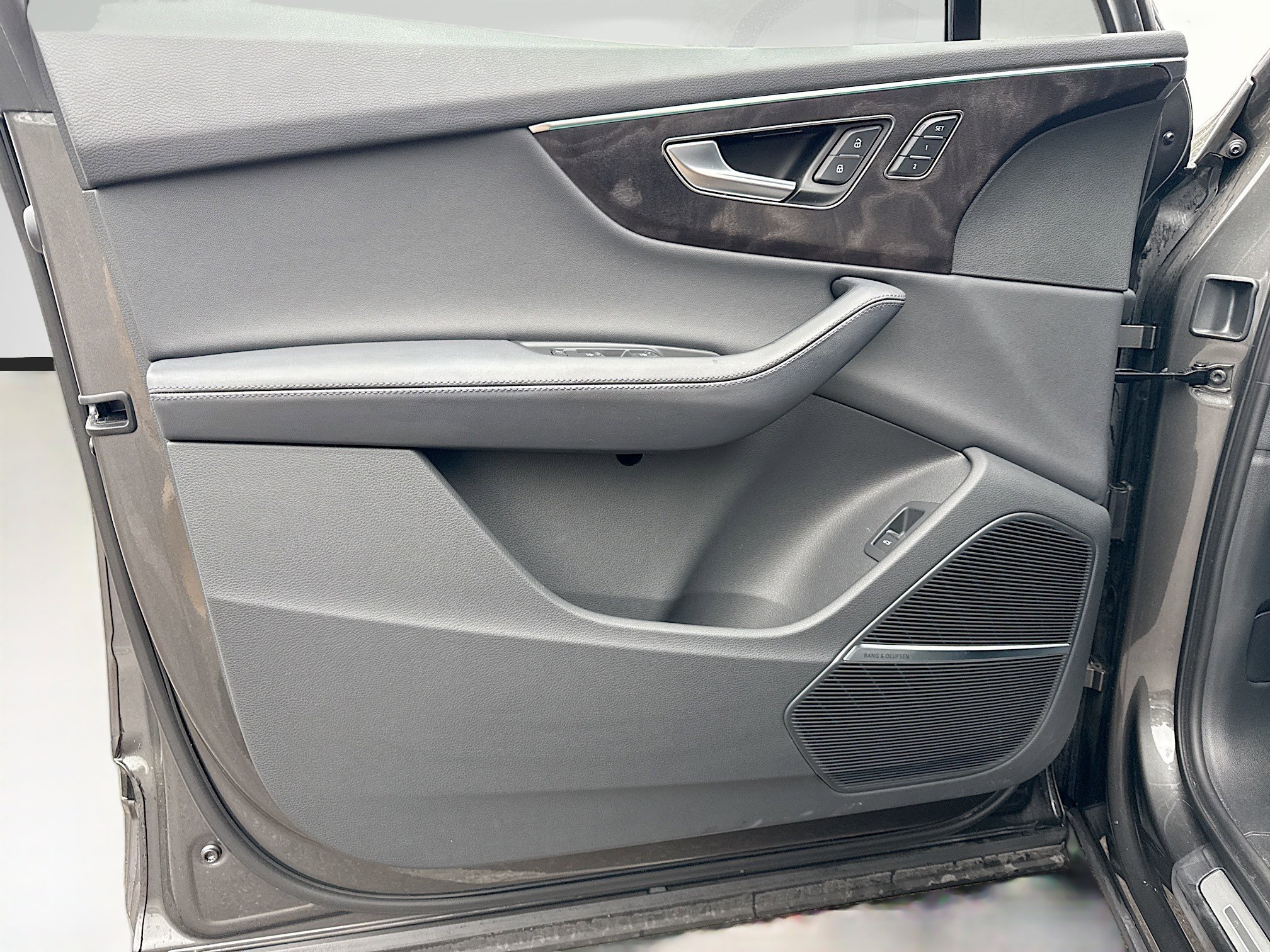 Used 2024 Audi Q7 Premium Plus image 21