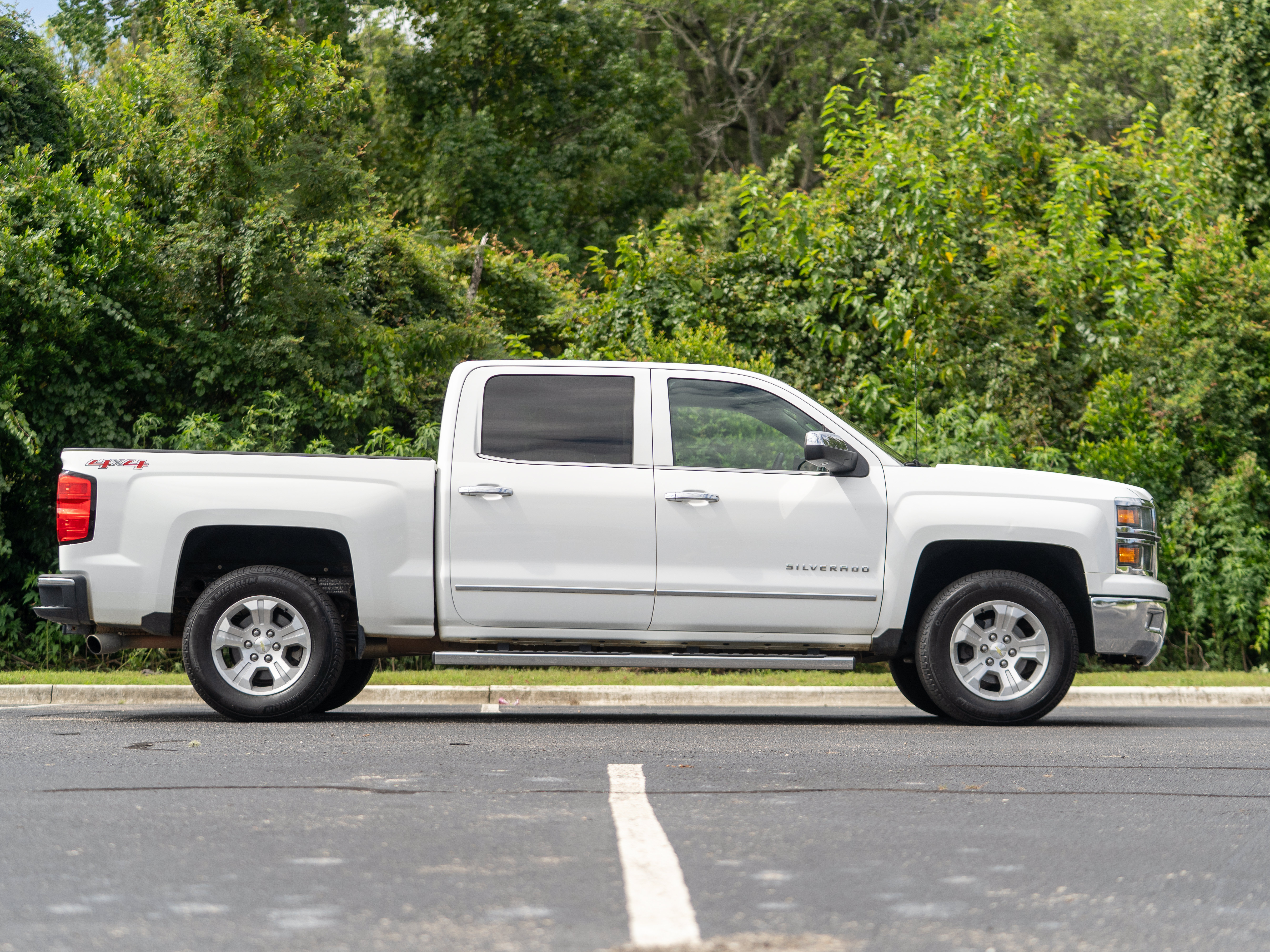 Used 2015 Chevrolet Silverado 1500 LTZ AWD/4WD image 5