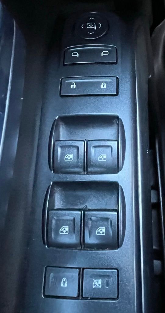 Used 2017 Chevrolet Silverado 1500 LT w/ Trailering Package image 6