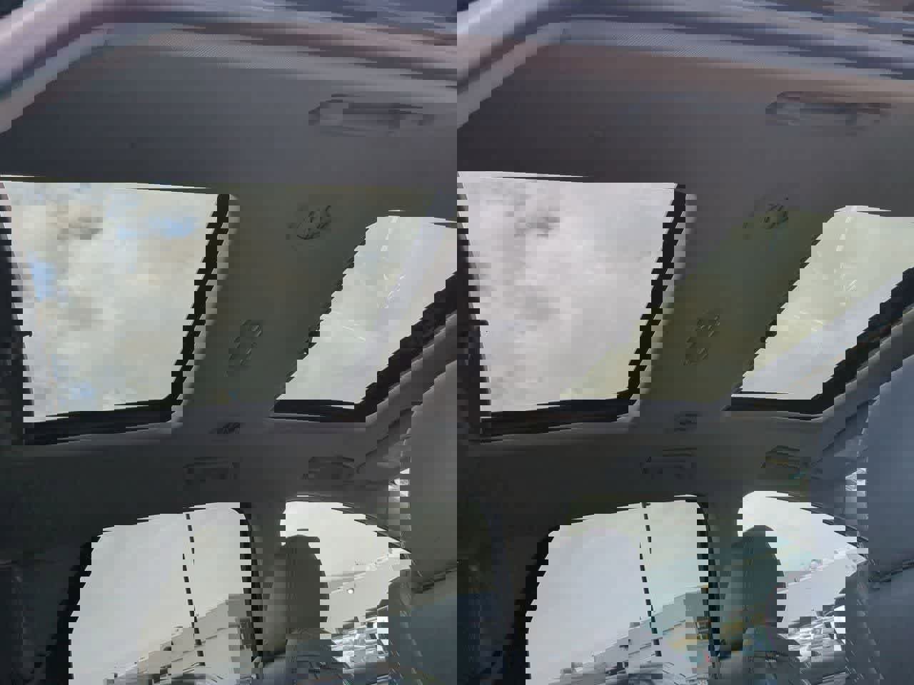 Used 2018 Buick Enclave Essence AWD/4WD image 22