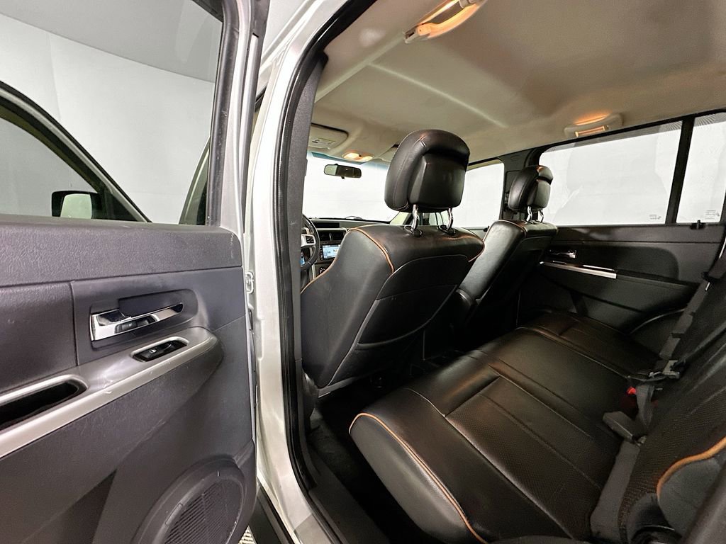 Used 2011 Jeep Liberty 70th Anniversary image 17