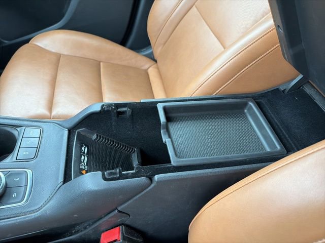 Used 2021 Cadillac XT4 Premium Luxury FWD image 16