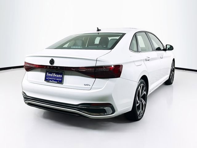Used 2025 Volkswagen Jetta SEL FWD image 8