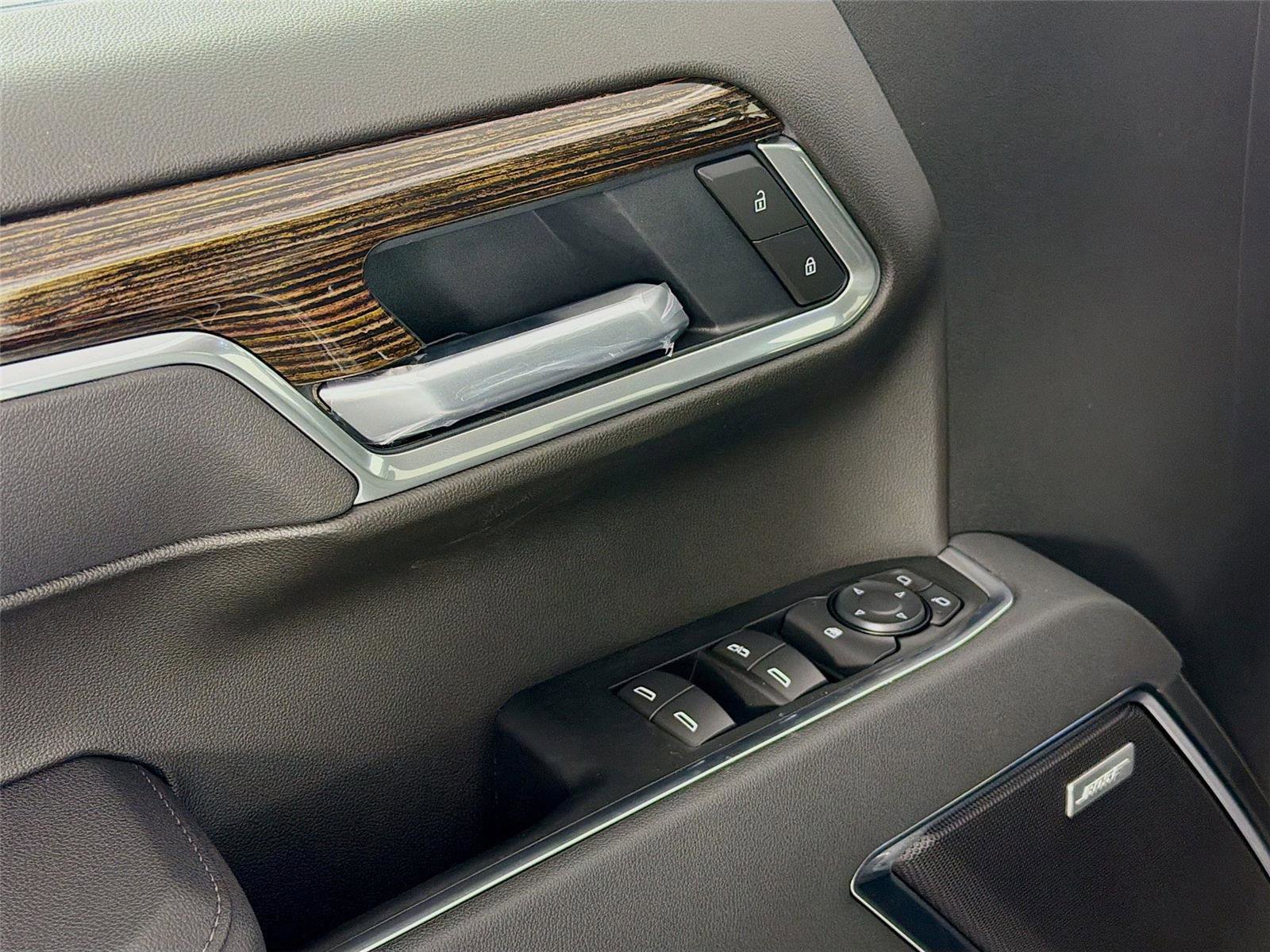 New 2026 GMC Sierra 1500 Elevation image 19