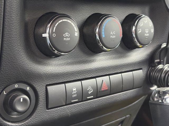 Used 2015 Jeep Wrangler Sport w/ Quick Order Package 24S image 15