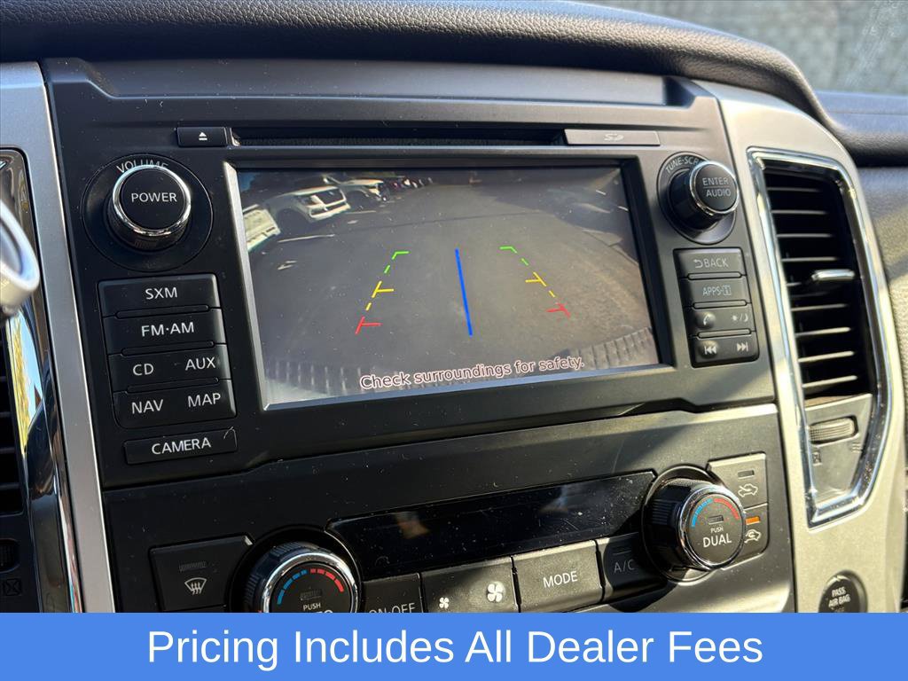 Used 2018 Nissan Titan SV w/ SV Convenience Package AWD/4WD image 10